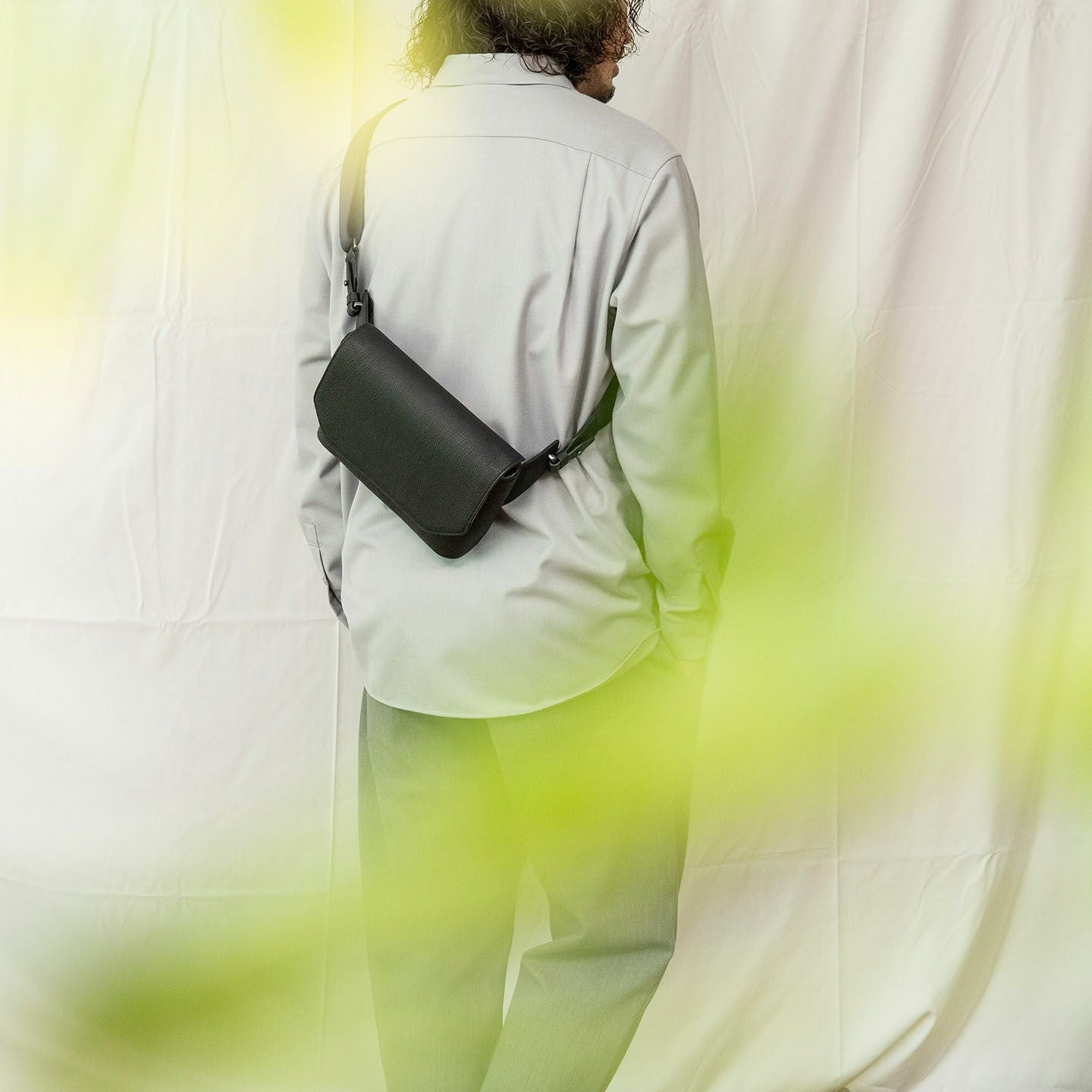 ゴート ボディバッグ《Liberty》 - Black - | ETiAM