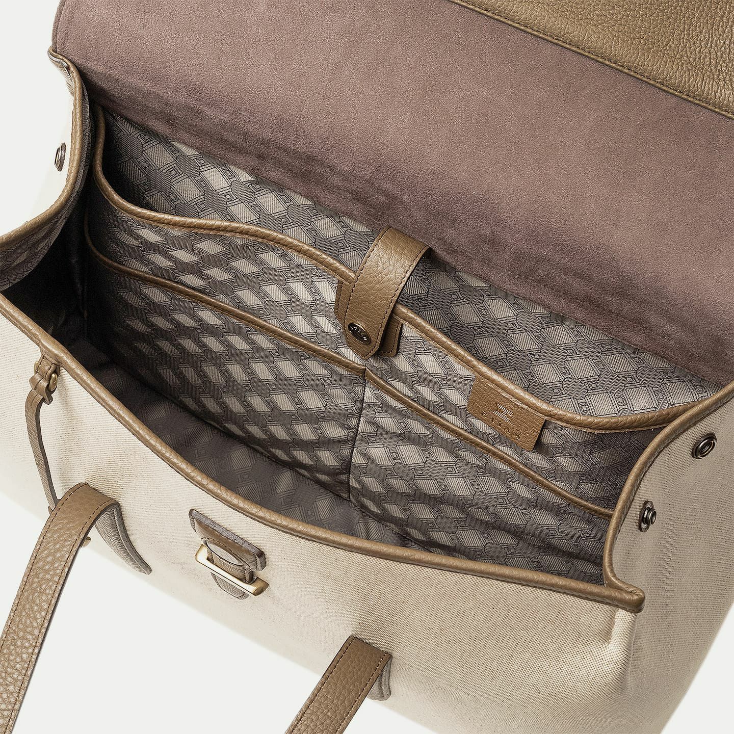 キャンバス フラップトートバッグ(L)《Embrace》 - Oak - | ETiAM