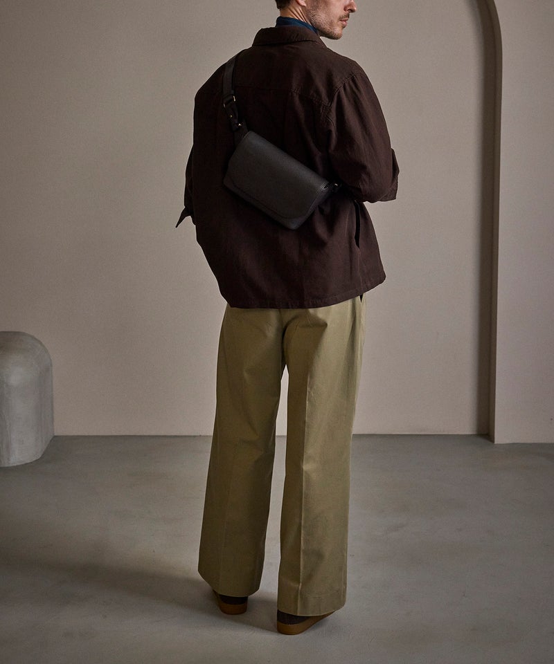 Color：Umber Brown