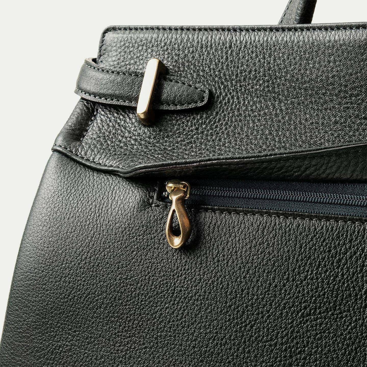 ETiAM ボディバッグ British green シュリンク サイドベルトバックパック《Integrate》 - British Green