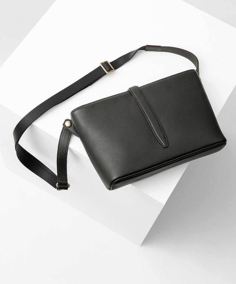 シュリンク 横型ミニショルダーバッグ《Cherish》 - British Green -