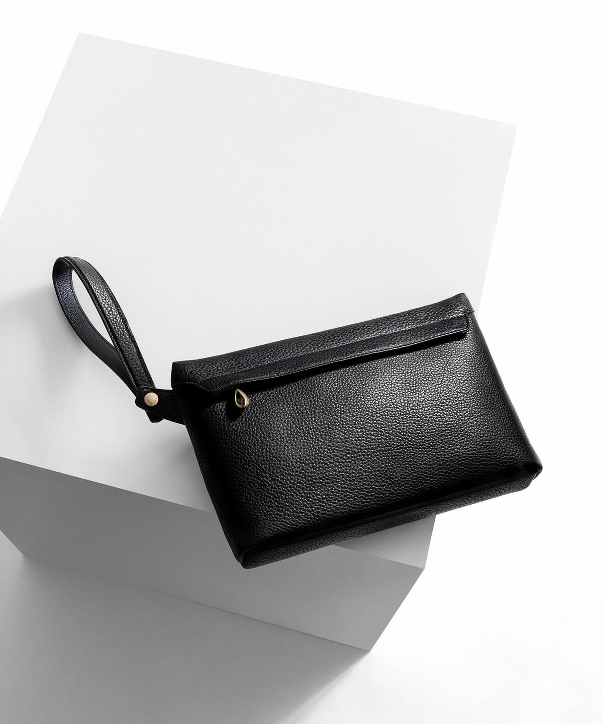 シュリンク ポーチ《Trot》 - Black -