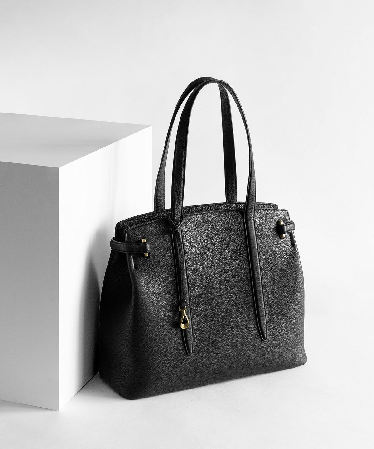 シュリンク　サイドベルトトート　《Afford》 - Black -