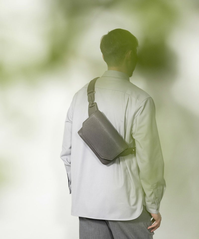 Color：Elephant Gray