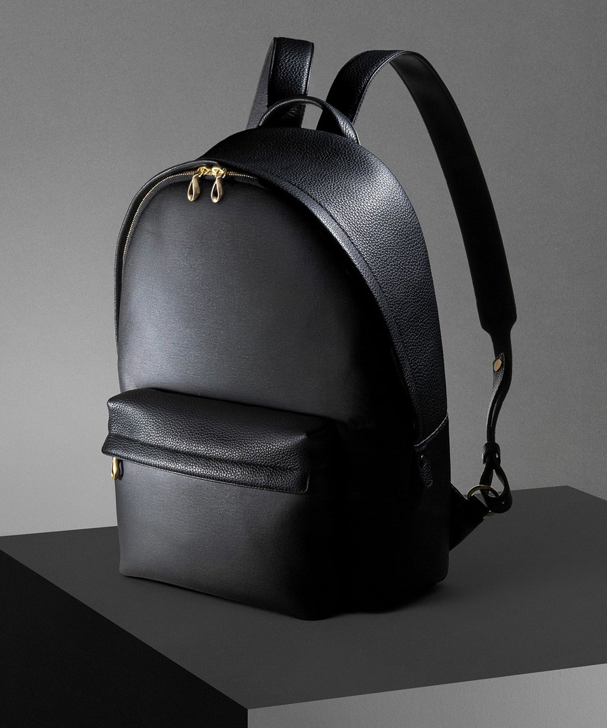 キャンバス バックパック《Strider》 - Deep Black -