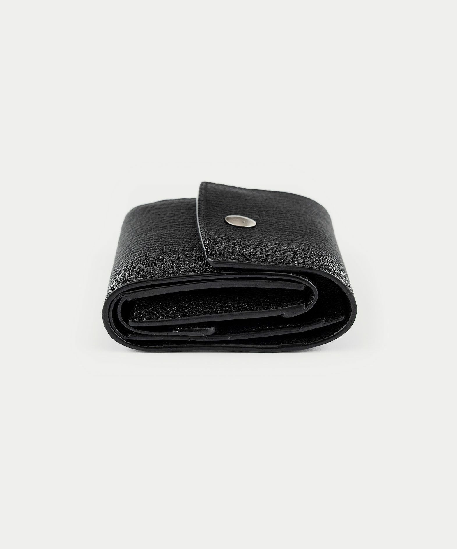 etiam prior シェーブル black シェーブル 三つ折り財布 《Prior》 - Black - | ETiAM