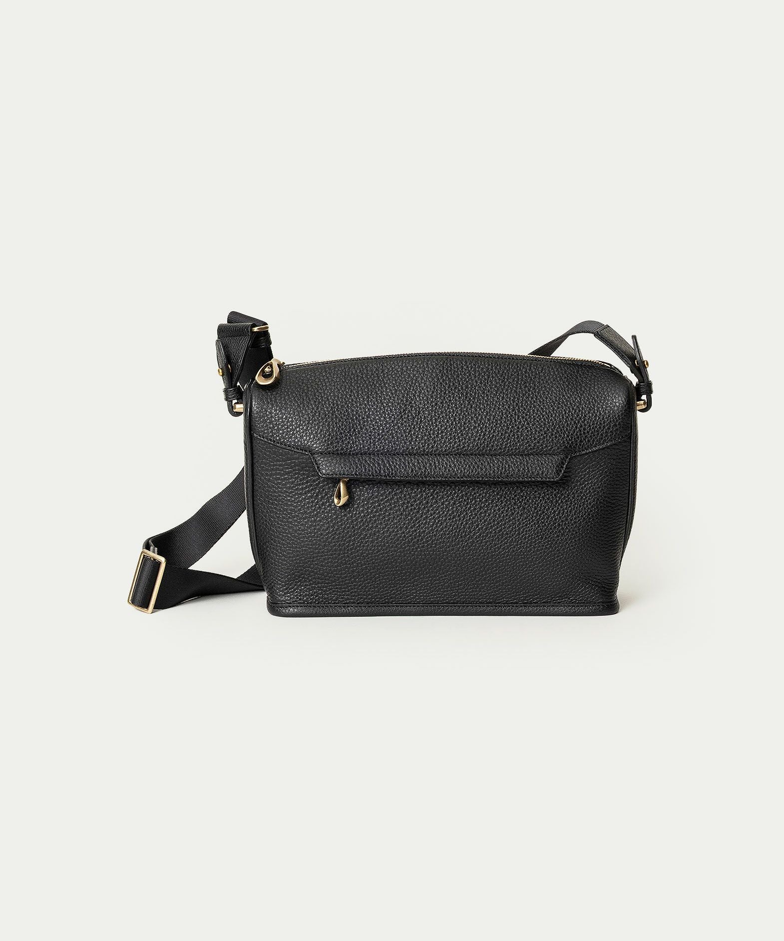 シュリンク アーチショルダーバッグ《Loop》 - Black - | ETiAM