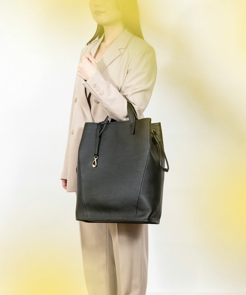 Color：British Green