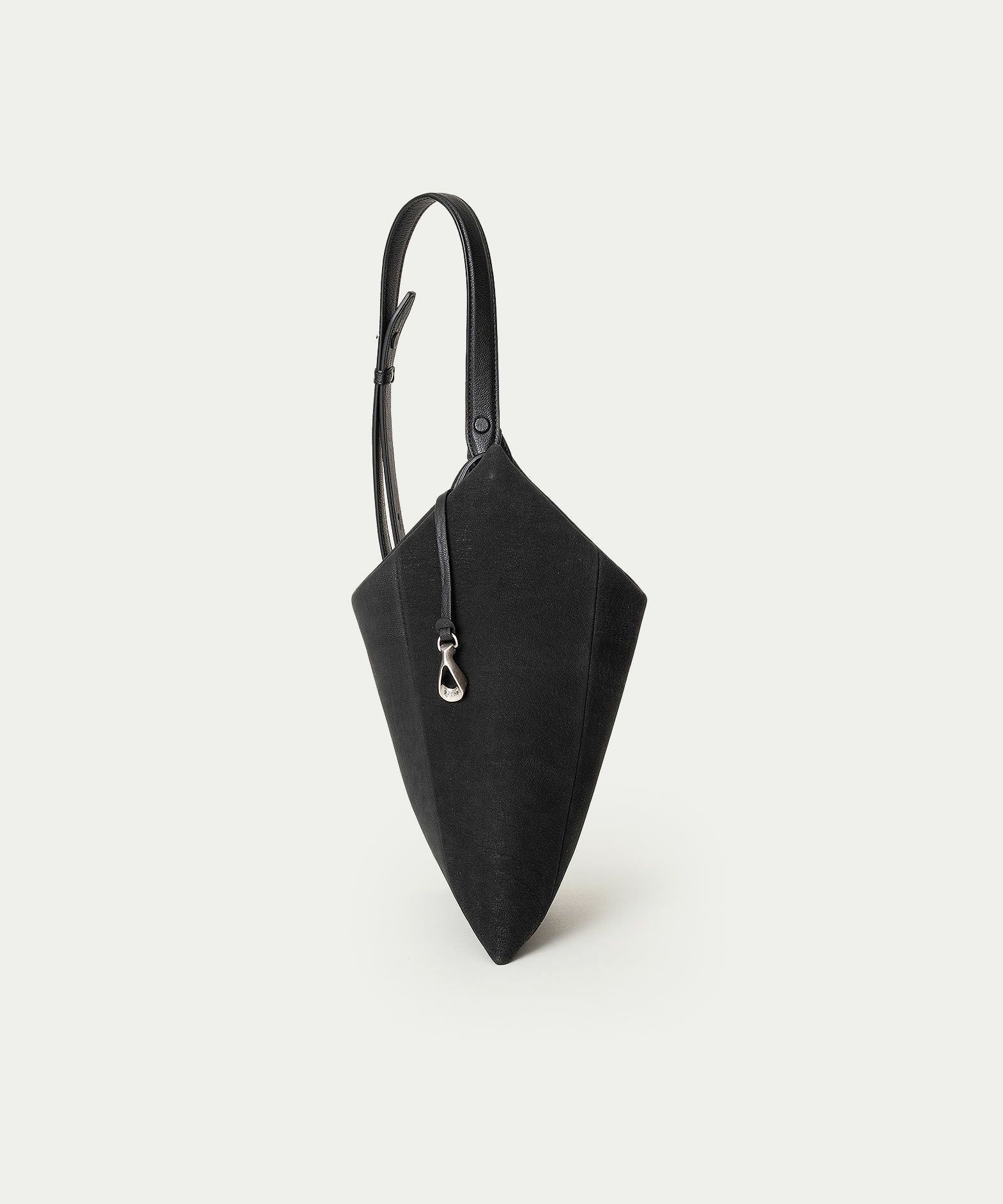 ETiAM ハンドバッグ　ブラック シュリンク ファスナートートバッグ（L）《Flexi》 - Black - | ETiAM