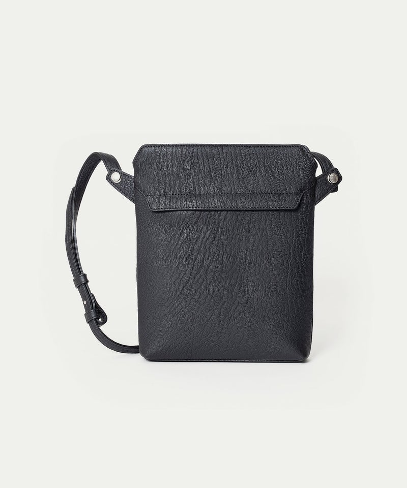 ゴート 縦型ショルダーバッグ《Grace》 - Black -