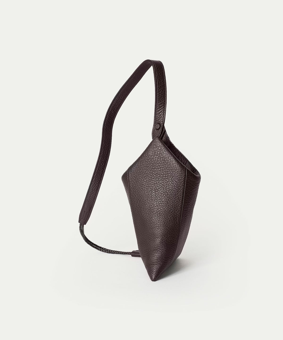 シュリンク トライアングルミニショルダー《Vertex》 - Umber Brown -